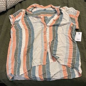 Women’s Button Up Shirt